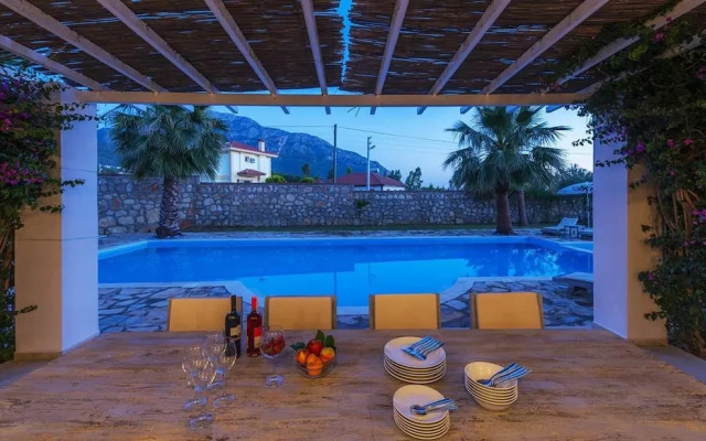 Fours Seasons Villa 7