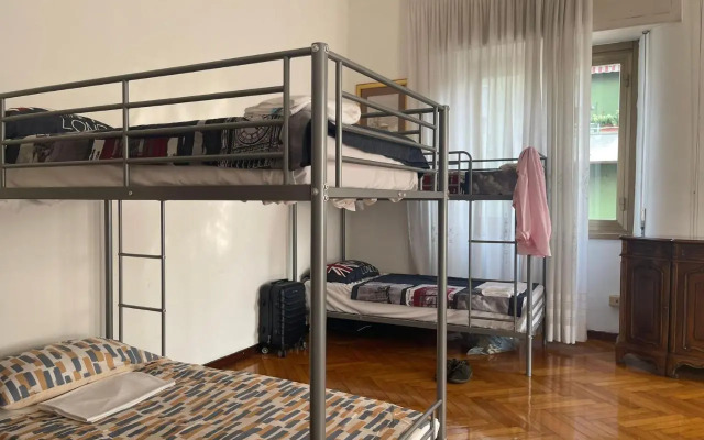 Hostel Corner 32