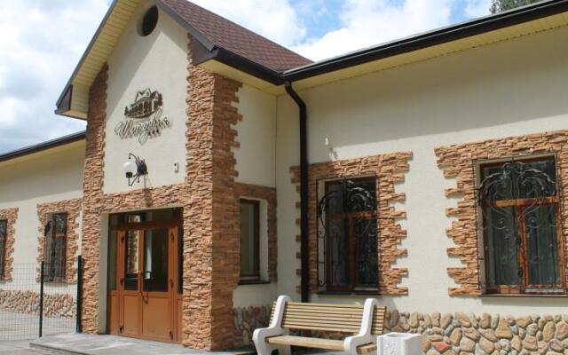 Chaykovsky Na Ulitse Shlyuzovaya Mini-Hotel