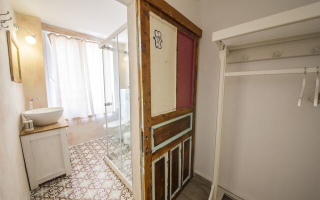 Kuytu Bed & Breakfast
