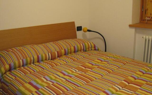 A lancienne fontaine