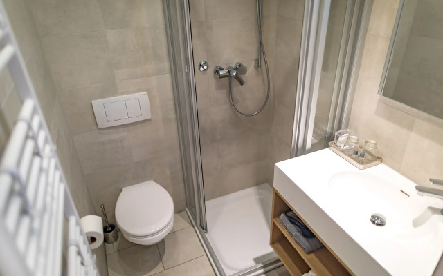 Hotel Und Weinstube Lehn