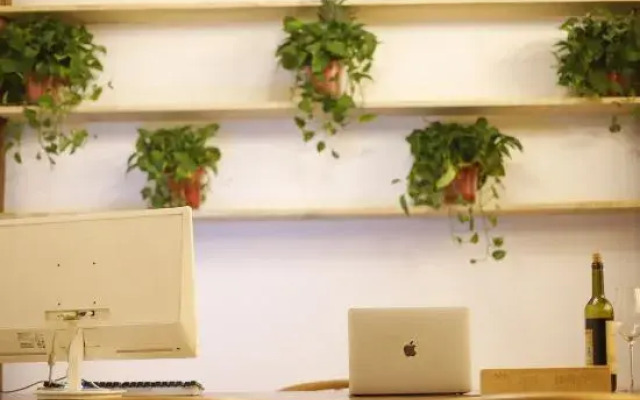 Floral Hotel· ZhuwuQing hotel