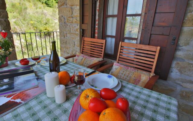 Belvilla by OYO Eolo