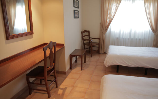 Hotel Alda Bueumar