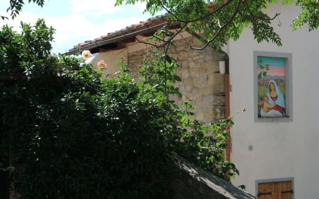 Apartment in a Nice Little Village at 500 Meters, not far From Florence