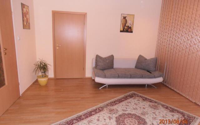 Casa Doma'r - Alina