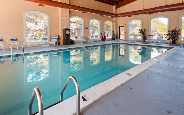 Best Western Plus Poconos Hotel