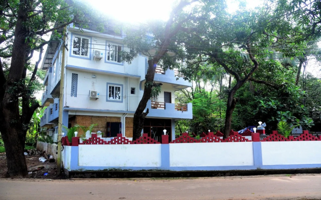 Laxmi Empire Guest House