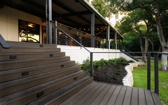 Courtyard New Braunfels River Village