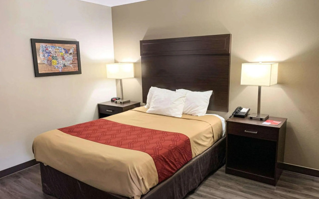 Econo Lodge Portland City Center