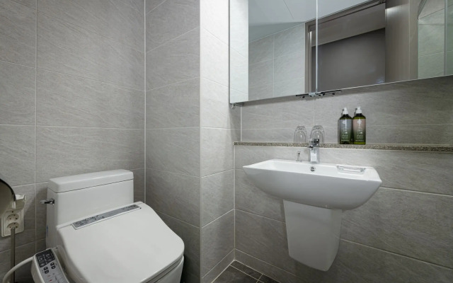 Sollago Myeongdong Hotel & Residence
