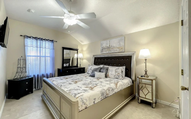 Scuttle Vacation Pool Home W Spa