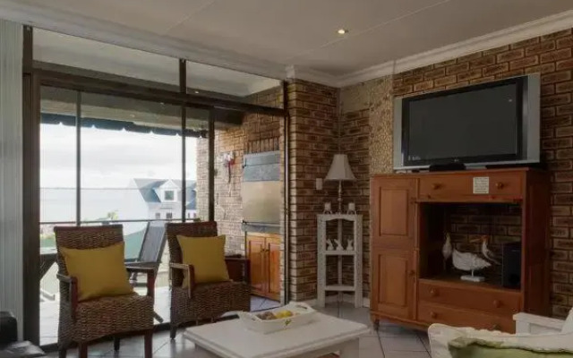 Sea View 18