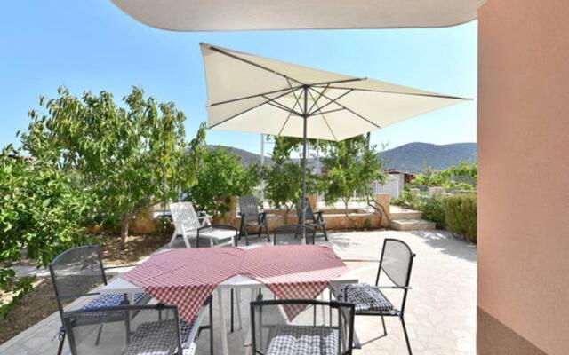 Josi - 150 m From sea - A1