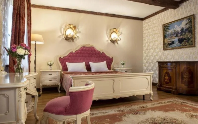 Historical Hotel Fortetsya Hetmana
