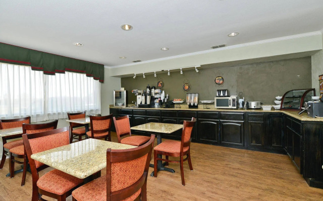 Best Western Snyder Inn