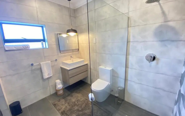 Luxurious Mangethe Suite - 2206