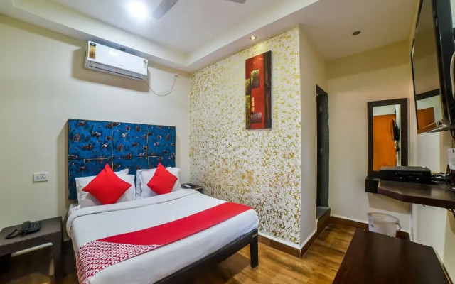 OYO 30329 Tsk The Golden Nest Deluxe