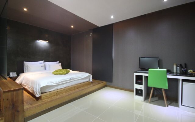 Stay Well Hotel