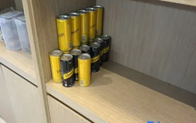 i Electronic Sports Hotel (Shanghai Pudong Airport)