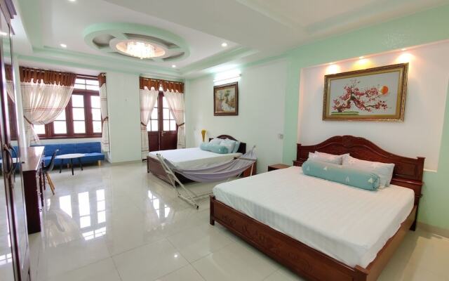 Winter Spring Homestay Center