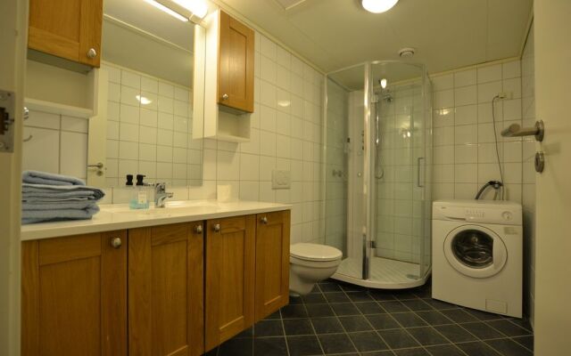 Svalbard Hotell - Polfareren