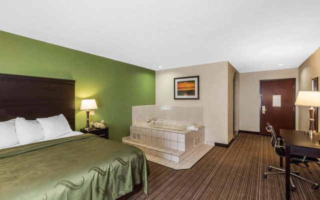 Quality Inn & Suites - Granbury