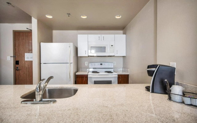 Homesuites by d3h