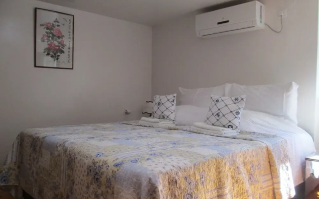 Cozy En-suite Rm on Dumanica