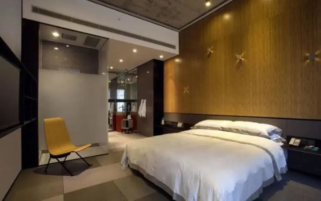 MINI Hotel