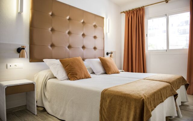 Apartamentos Typic Oasis Sa Tanca