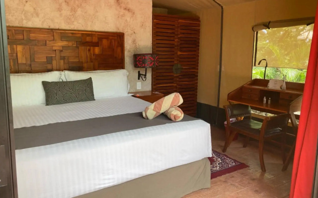 Serenity Authentic Glamping Tulum