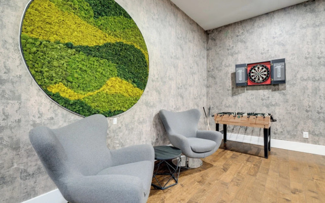 Stylish Home Near Lake Travis w/ Entertainment