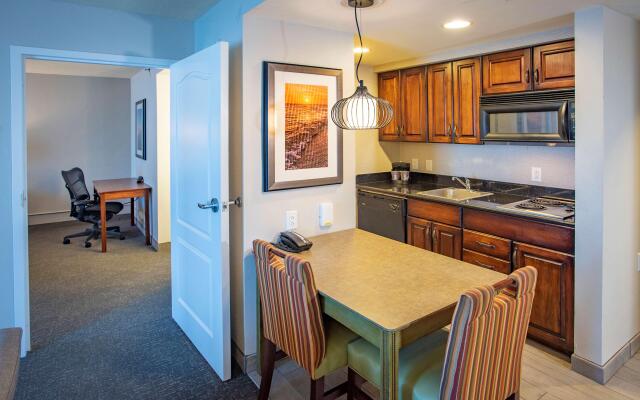 Pensacola Suites Hotel