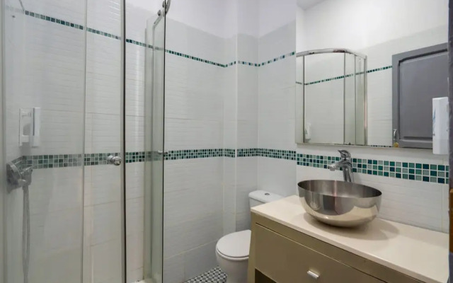 OYO Ruzafa Guesthouse