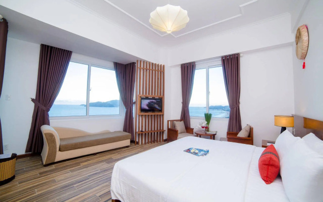 The Light Hotel and Resort