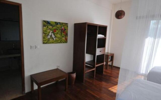 Lesong Hotel and Restaurant