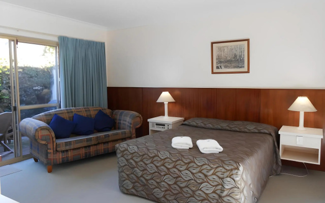 Augusta Georgiana Molloy Motel