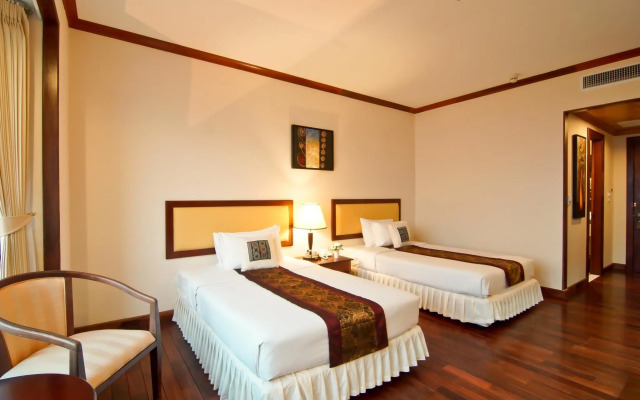 Champasak Grand Hotel