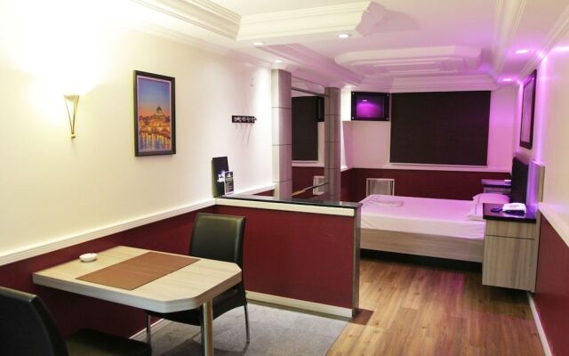 Hotel Metropolis