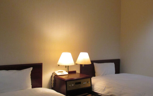Hotel Green With
