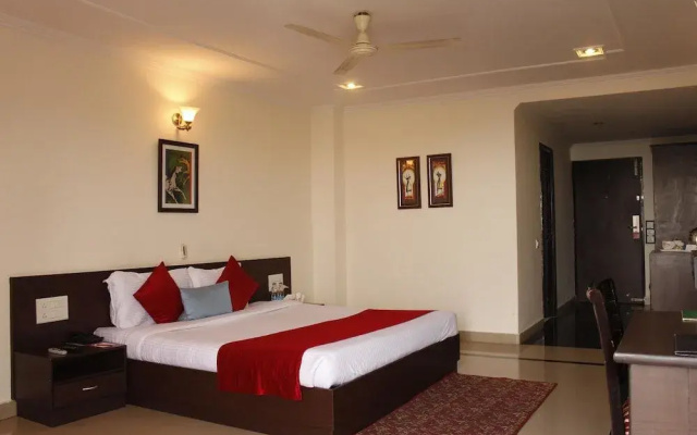 Oyo Premium Civil Lines Dharamshala