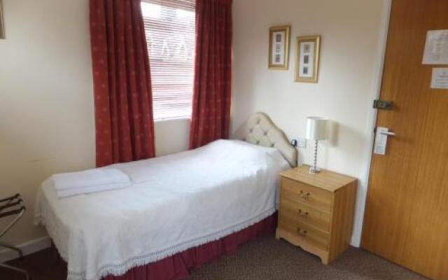 Hedley Lodge