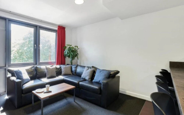 Private Rooms for STUDENTS Only, COVENTRY - SK