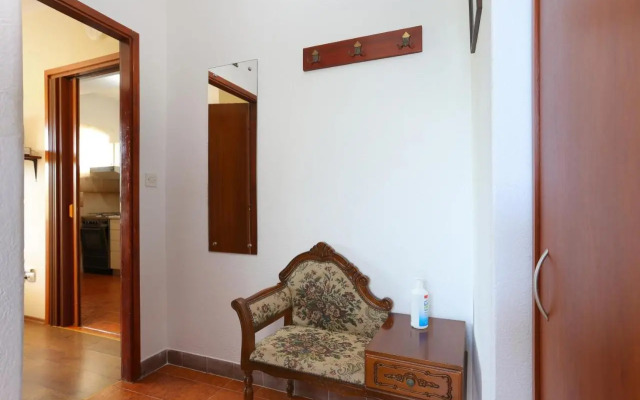 Apartments with a parking space Seget Vranjica, Trogir - 11273