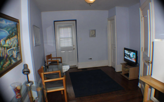 Comfy Guest House