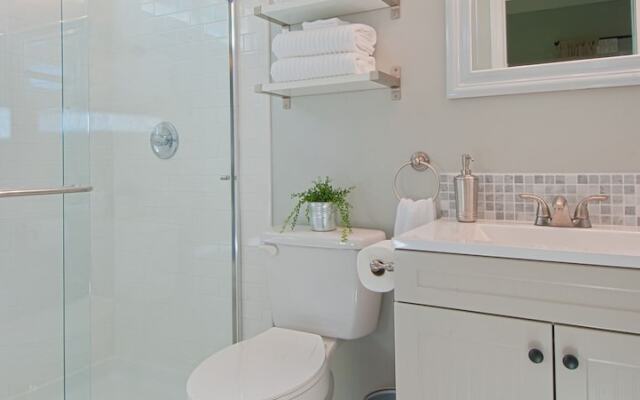 Parent Trap - 3 Br Condo