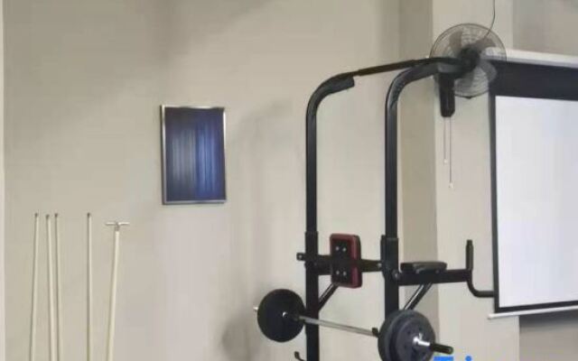 Youyi Hotel (Hainan University Branch)