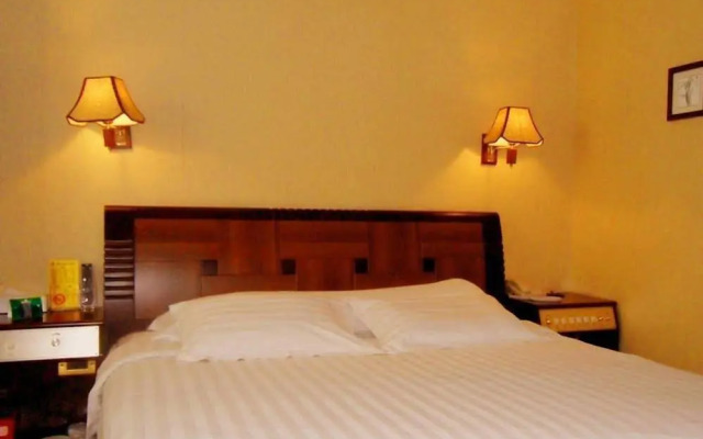 Shenzhen Shatoujiao Hotel